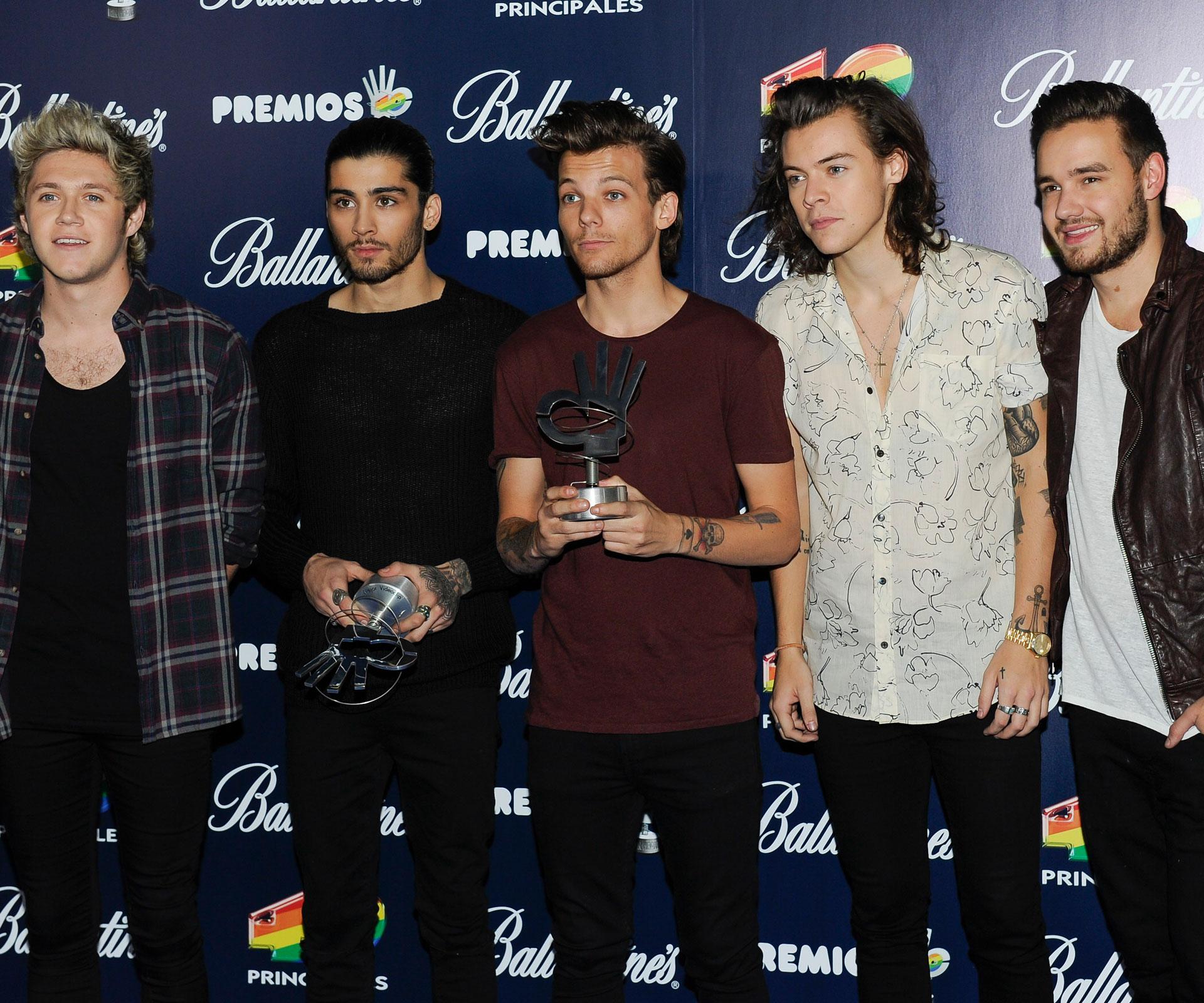 Zayn Malik quits One Direction tour after cheating rumours