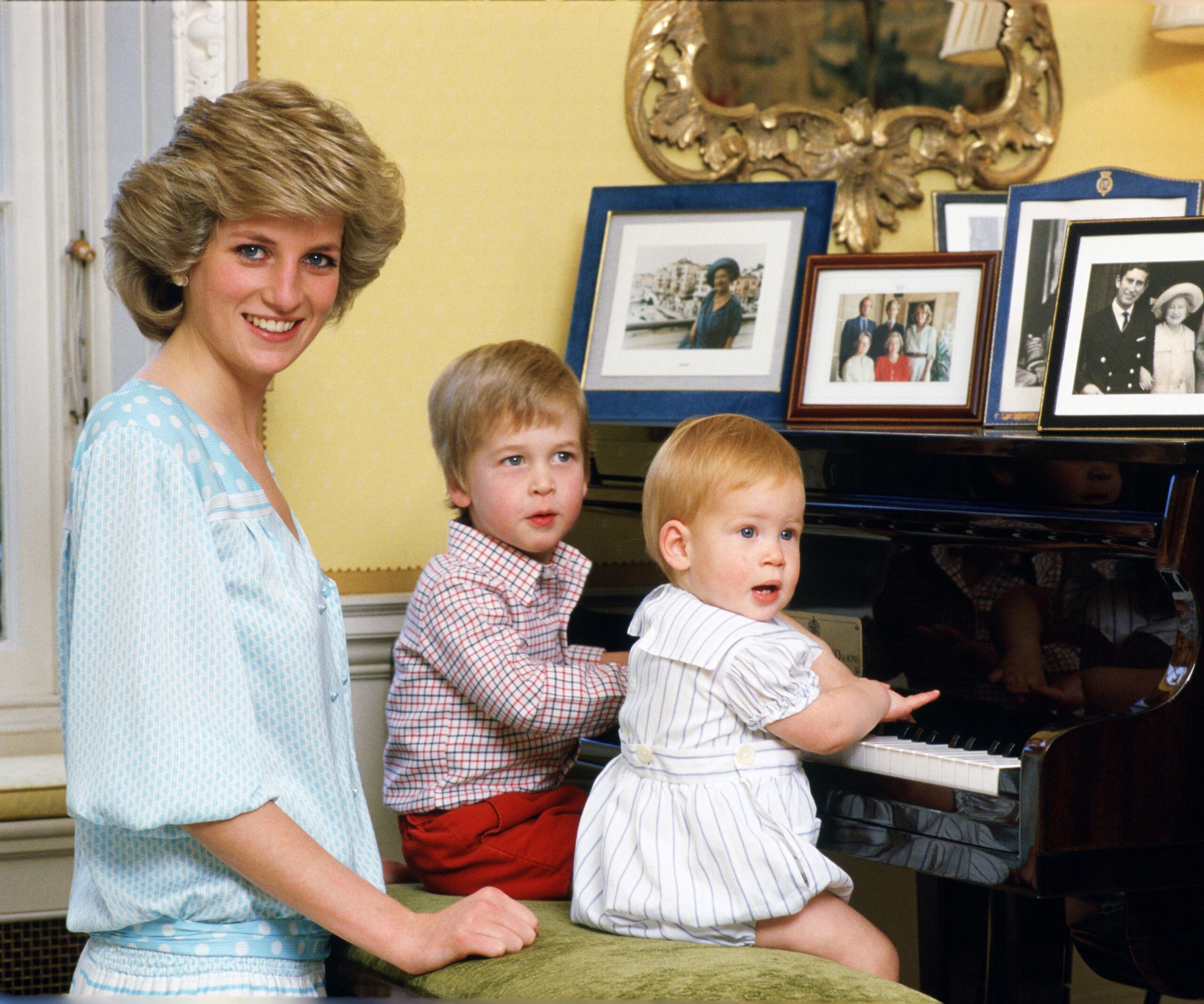 Old video footage of William, Harry and Diana resurfaces