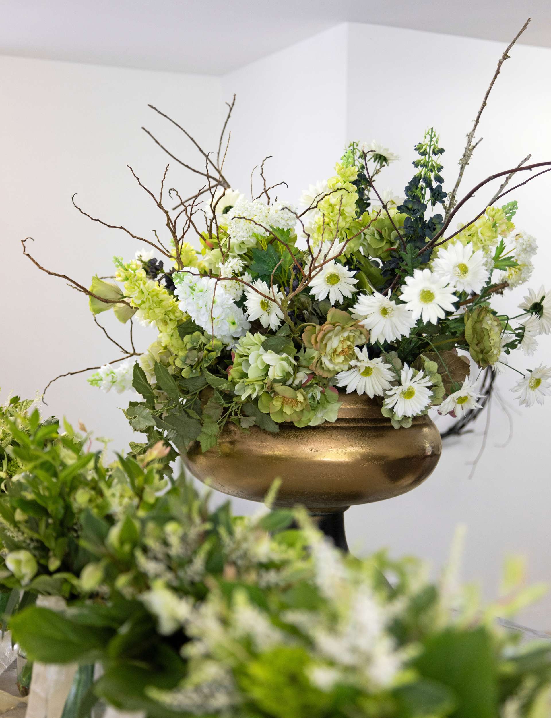 White flowers at the wedding