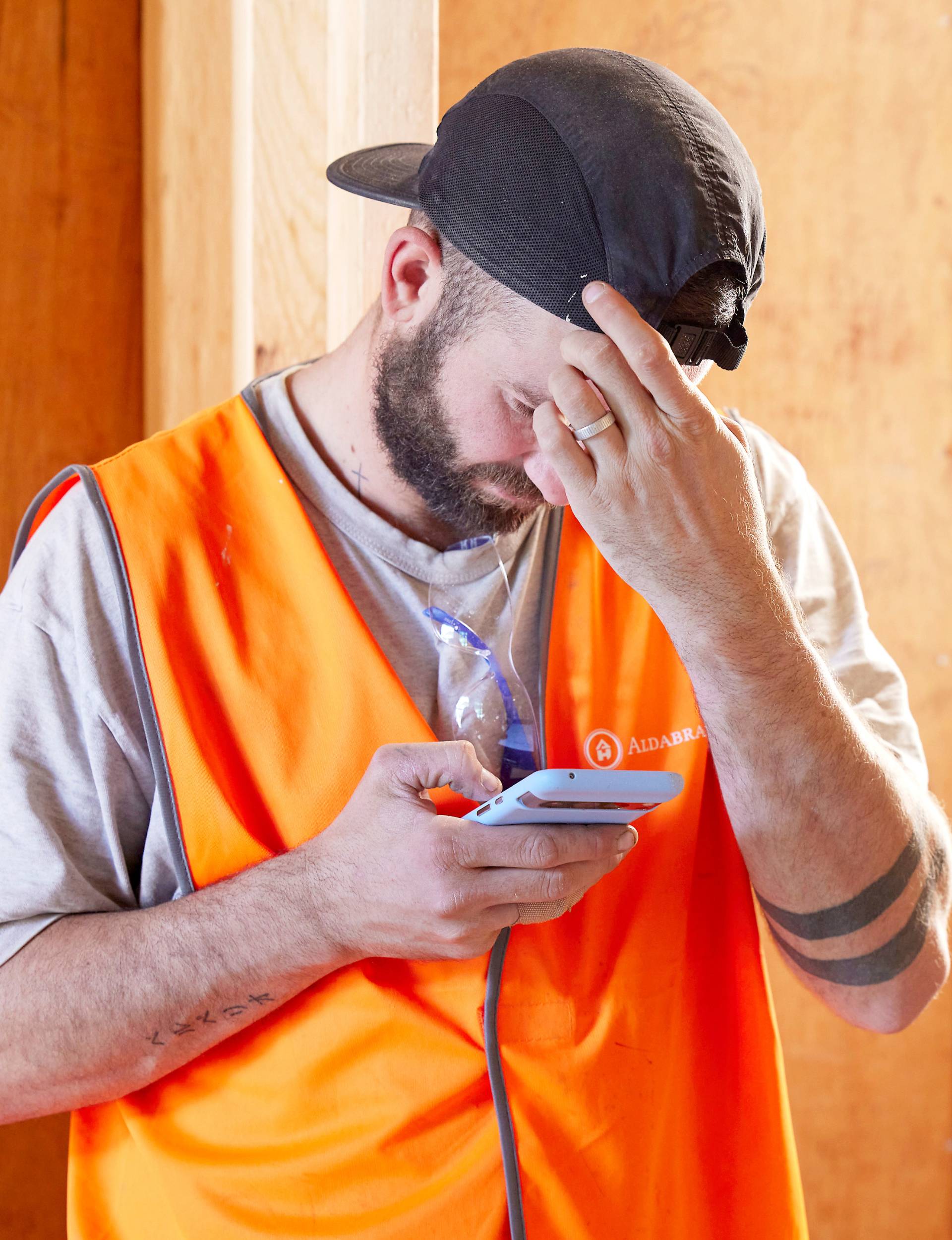 Kristian on the phone to Mimi