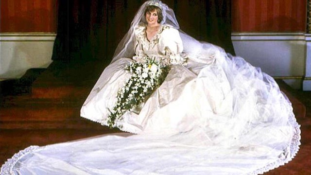 Princess Diana's wedding gown