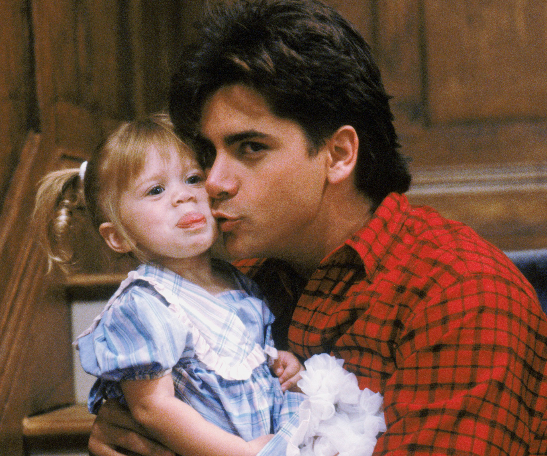 John Stamos shares adorable home video of the Olsen twins