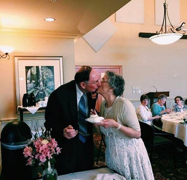 Prom couple marry 64 years after first high school dance