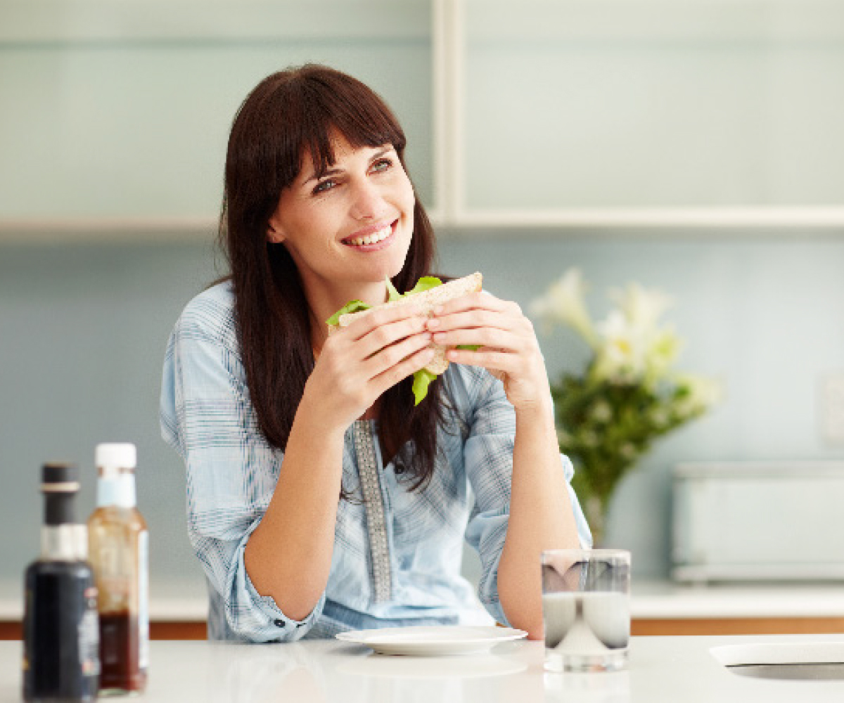 How mindful eating can help you lose weight and improve your health