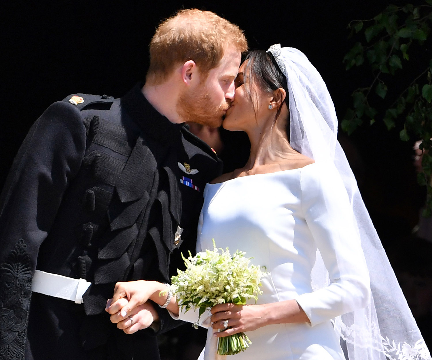 Prince Harry Meghan Markle wedding kiss