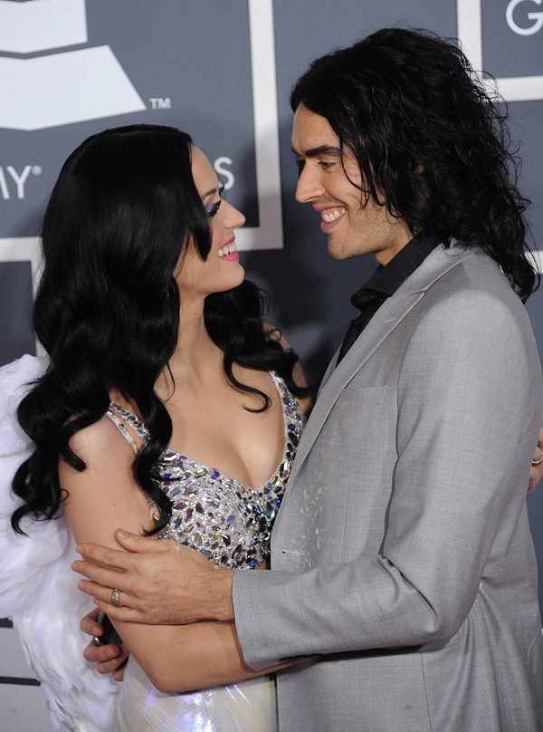 Tweet-hearts Katy Perry and Russell Brand deny break-up rumours
