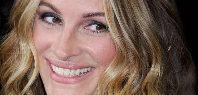 When is Julia Roberts not famous?
