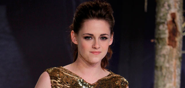 “Desperate” Kristen Stewart finds work – at director’s expense.