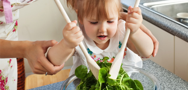 Tips for getting children into healthy eating habits