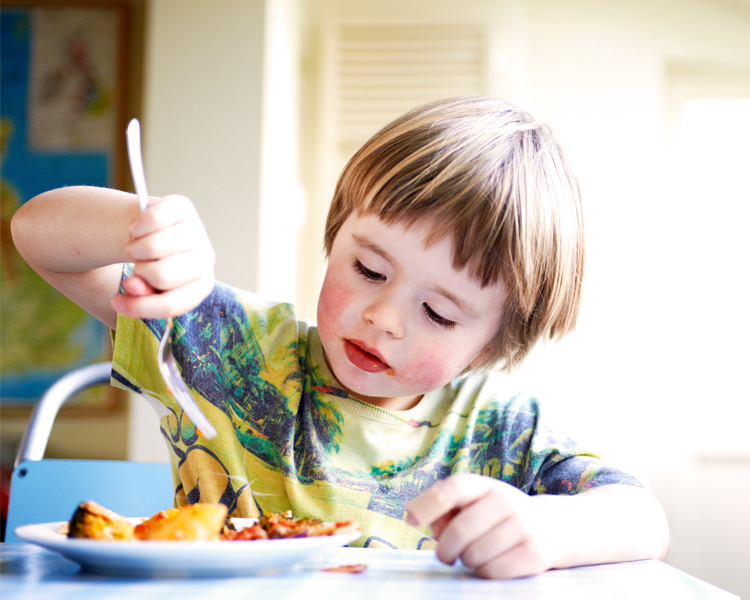 7 ways to deal with a fussy eater