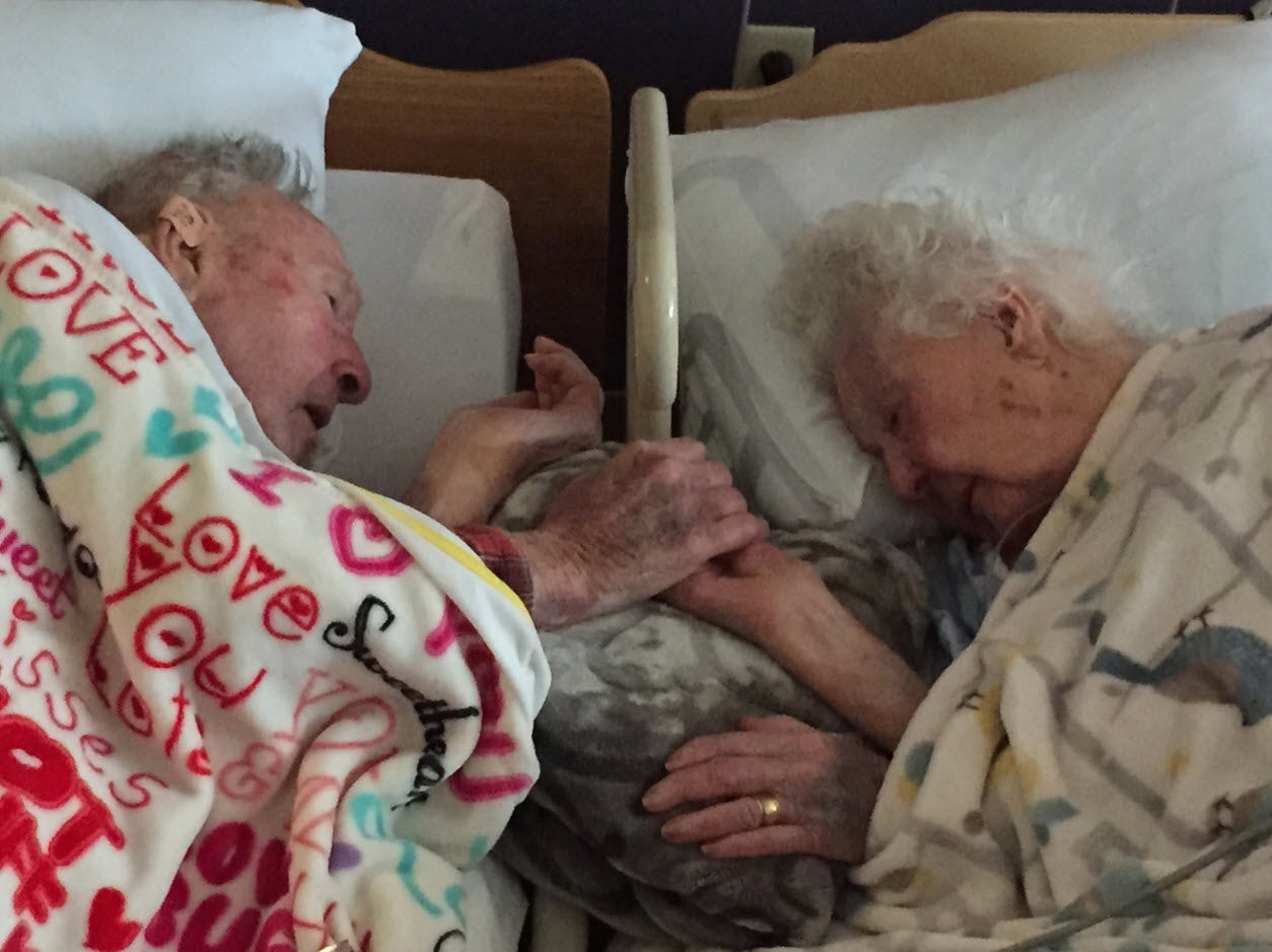 Couple married 77 years